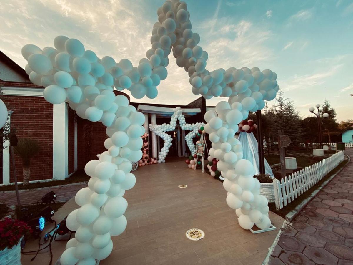 Gardenland Resort Bushat エクステリア 写真