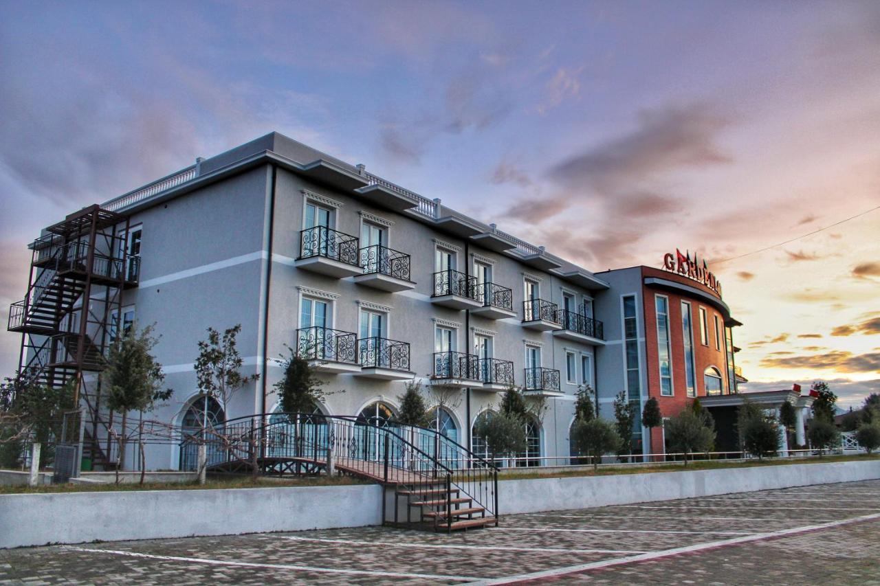 Gardenland Resort Bushat エクステリア 写真