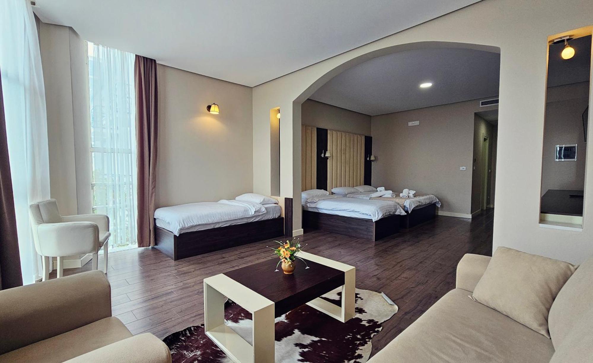 Gardenland Resort Bushat エクステリア 写真